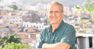 Profesor nominado a Premio de Narrativa Colombiana