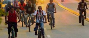 Ciclistas y peatones cale&ntilde;os ante dif&iacute;cil panorama