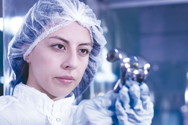 Univalle y Sanofi exploran opciones de articulaci&oacute;n