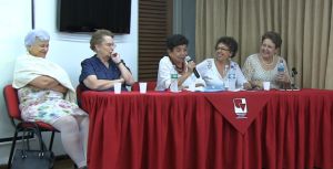 Escritoras se rebelan contra el olvido