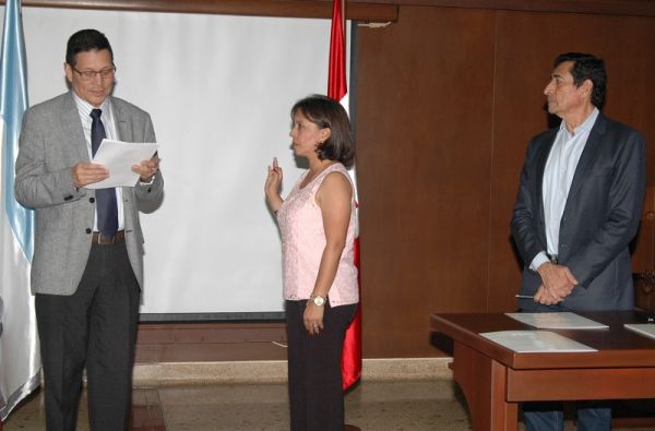 La abogada Diana Mar&iacute;a V&aacute;squez, directora (E) de Regionalizaci&oacute;n y la Sede Yumbo