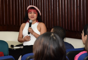 Mujeres y Ni&ntilde;as Transforman la Ciencia