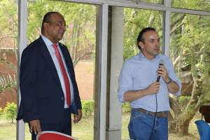 Alcalde Alejandro Eder visita Univalle