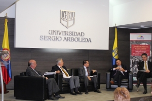 Ascolfa y Universidad Sergio Arboleda presentaron libro del rector Varela