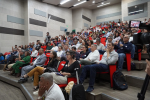 Planeamos pensando en el pa&iacute;s y la regi&oacute;n