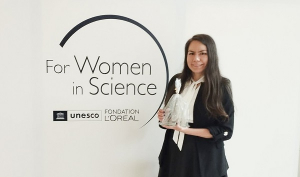 Cient&iacute;fica univalluna gana premio &ldquo;For Women in Science&rdquo;
